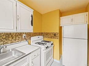 86-06 231st Upper, Queens Village NY 11427