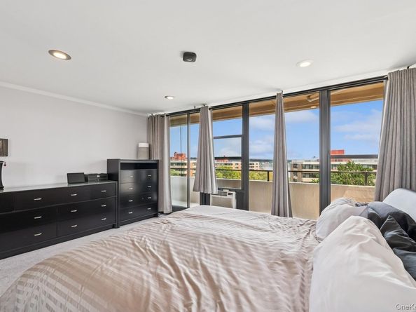 162-40 9th Avenue 8B, Beechhurst NY 11357