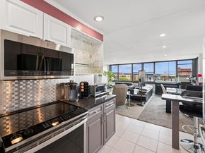 162-40 9th Avenue 8B, Beechhurst NY 11357