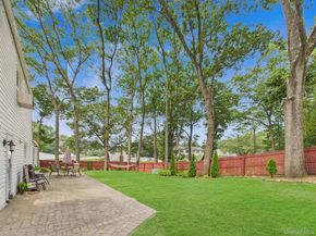 1 Barrington Drive, Wheatley Heights NY 11798