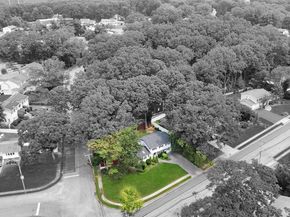 1 Barrington Drive, Wheatley Heights NY 11798