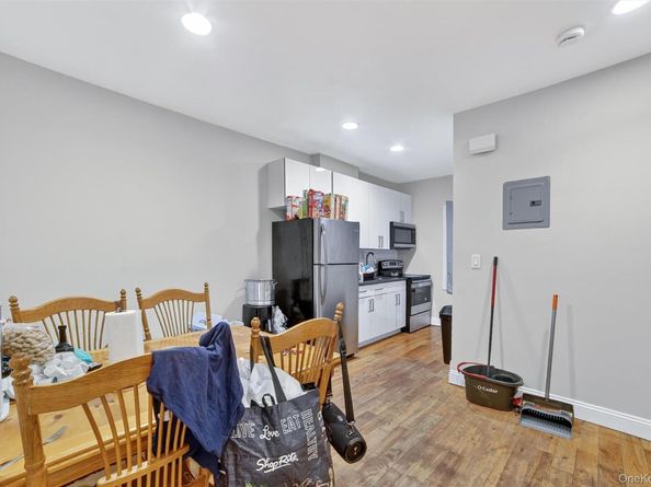 105 Palisade Avenue, Yonkers NY 10701
