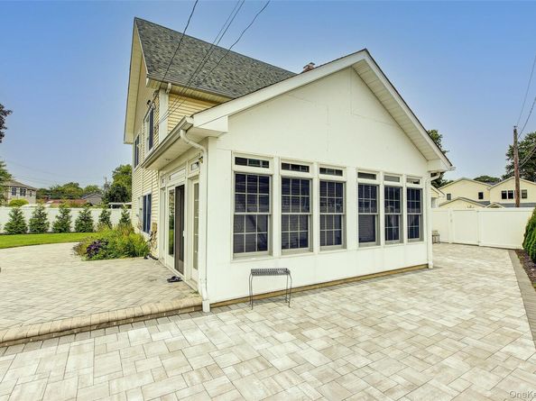 5 Candy Lane, Syosset NY 11791