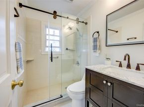 5 Candy Lane, Syosset NY 11791