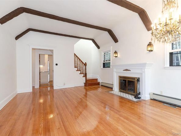 73 Jayson Avenue, Great Neck NY 11021