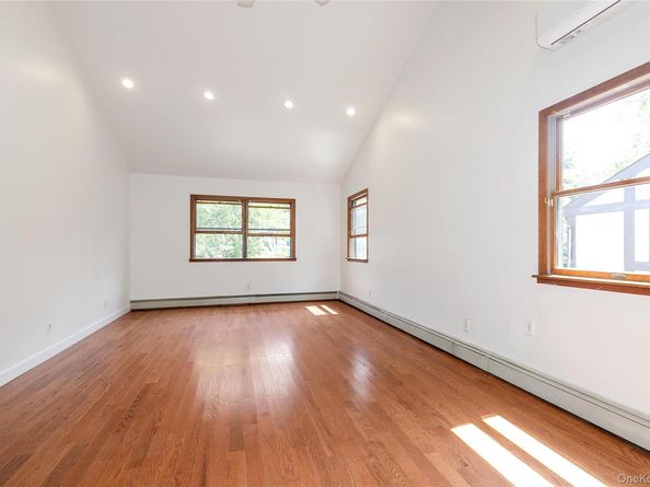 73 Jayson Avenue, Great Neck NY 11021