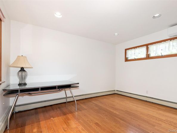 73 Jayson Avenue, Great Neck NY 11021