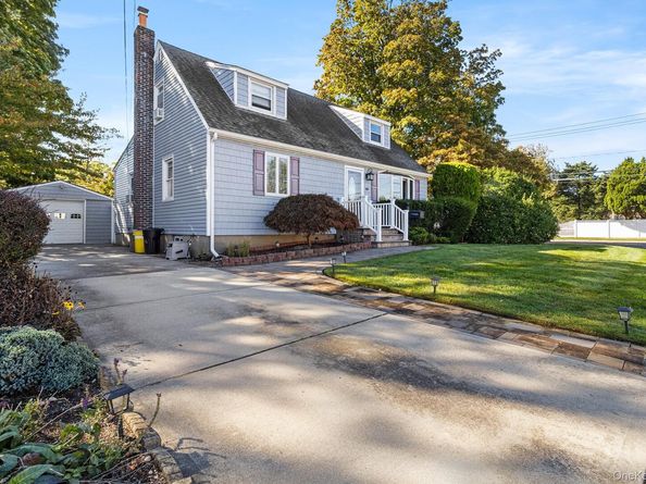 2 Gateway, Farmingdale NY 11735