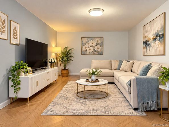 11508 Poppenhusen Avenue, College Point NY 11356