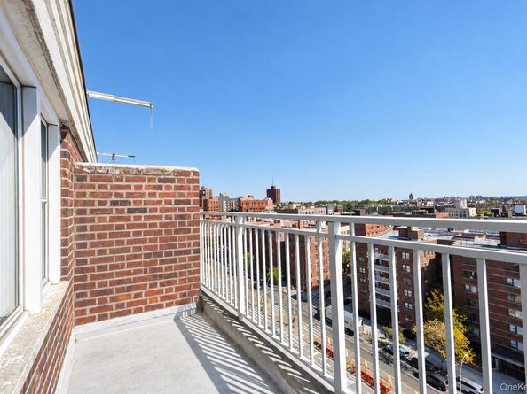 3131 Grand Concourse 12F, Bronx NY 10468