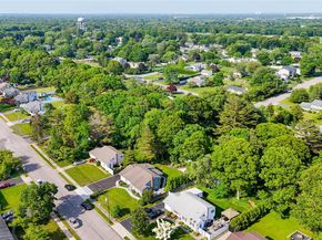 957 Gardiner Drive, Bay Shore NY 11706