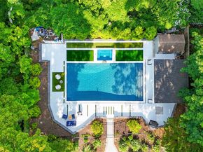 957 Gardiner Drive, Bay Shore NY 11706
