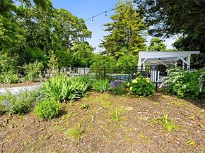 957 Gardiner Drive, Bay Shore NY 11706