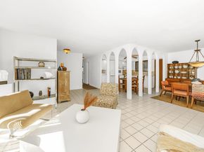 10 Rye Place, Commack NY 11725