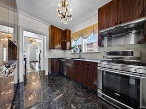 3215 Murray Lane, Flushing NY 11354