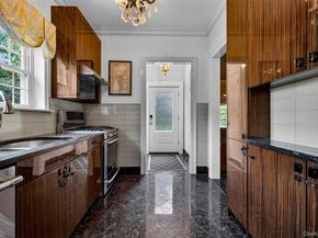 3215 Murray Lane, Flushing NY 11354