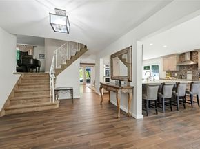 10 Mansfield Lane S, East Northport NY 11731