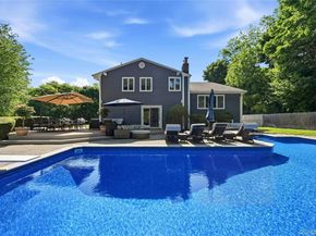 10 Mansfield Lane S, East Northport NY 11731