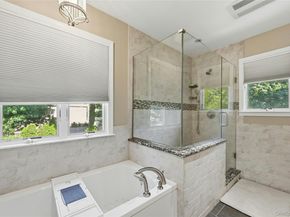 10 Mansfield Lane S, East Northport NY 11731