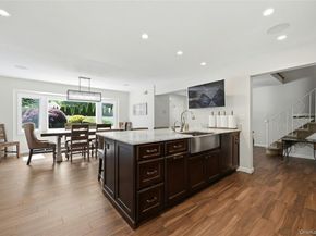 10 Mansfield Lane S, East Northport NY 11731