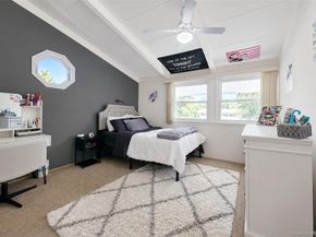 15 Cabin Lane, East Setauket NY 11733