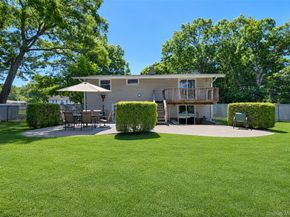 15 Cabin Lane, East Setauket NY 11733