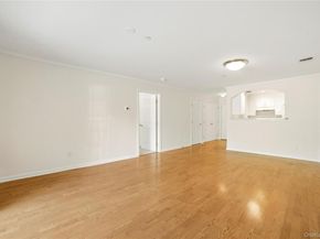 100 Woodcrest Lane 112, Mount Kisco NY 10549