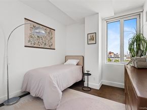 519 Borden Avenue 7B, Long Island City NY 11101