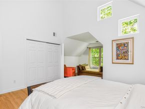 20 Spinnaker Way, Southampton NY 11968