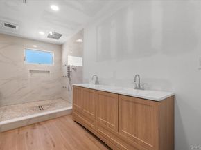 119 Sprucewood, Levittown NY 11756