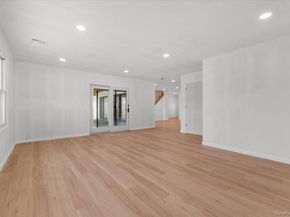 119 Sprucewood, Levittown NY 11756