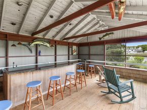 Undisclosed Address #1010553, Aquebogue NY 11931
