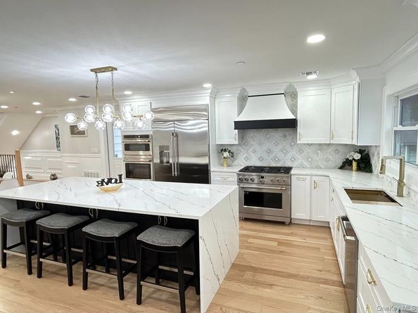 2450 Florin Court, Bellmore NY 11710