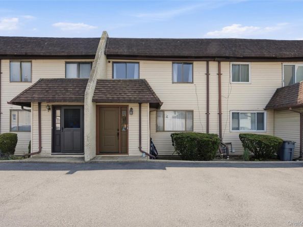 88 E Valley Stream Boulevard 6, Valley Stream NY 11580