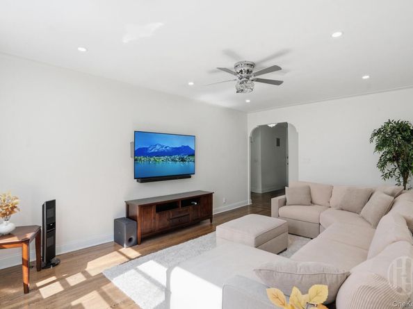 3545 81st Street B5, Jackson Heights NY 11372