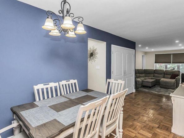 23-55 Bell Boulevard 1H, Bayside NY 11360
