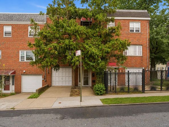 902 E 232nd Street, Bronx NY 10466