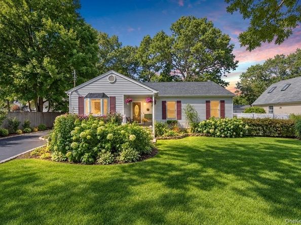 115 Colin Drive, Shirley NY 11967