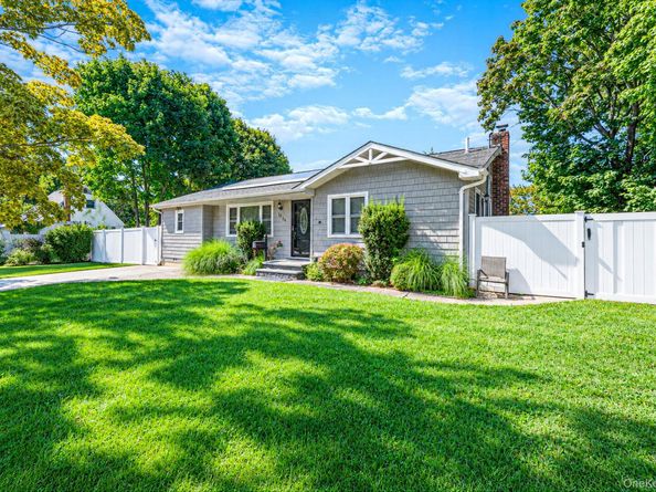 1528 Baldwin Boulevard, Bay Shore NY 11706