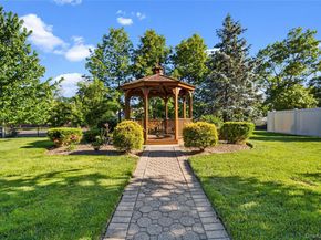 127 Cardinal Lane 127, Islip NY 11731