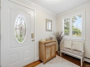 82 Sunset Road, Bay Shore NY 11706