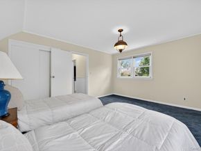 567 Pearl Street, Oceanside NY 11572