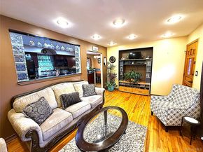 1 Heston Road, Shirley NY 11967