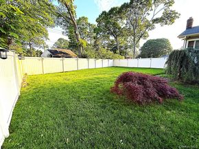 1 Heston Road, Shirley NY 11967
