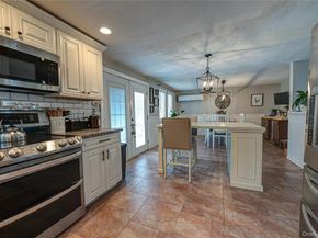 4 Country Greens Drive, Holtsville NY 11742