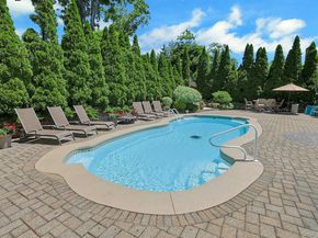 21 Soundview Drive, Eastchester NY 10709