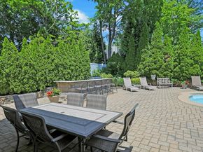 21 Soundview Drive, Eastchester NY 10709