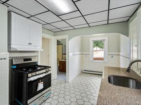205 Roslyn Road, Mineola NY 11501