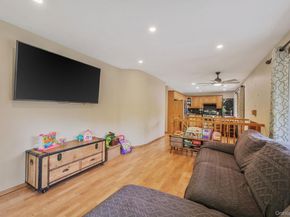 16 Lynx Lane, East Setauket NY 11733