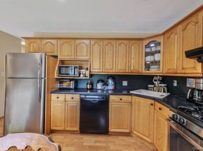 16 Lynx Lane, East Setauket NY 11733